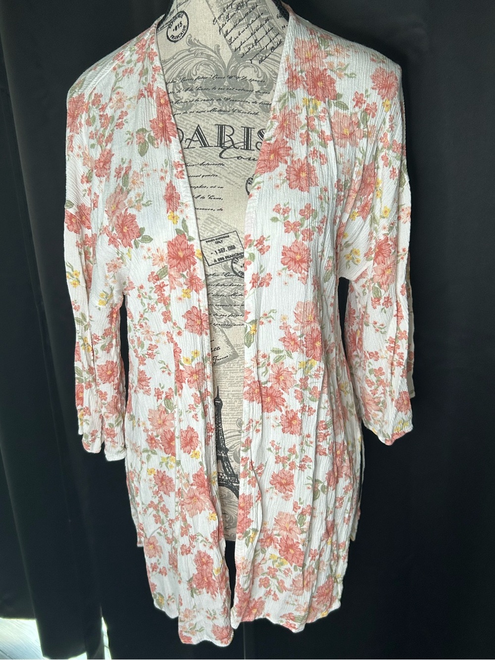 Women’s Floral Knit Kimono (L)